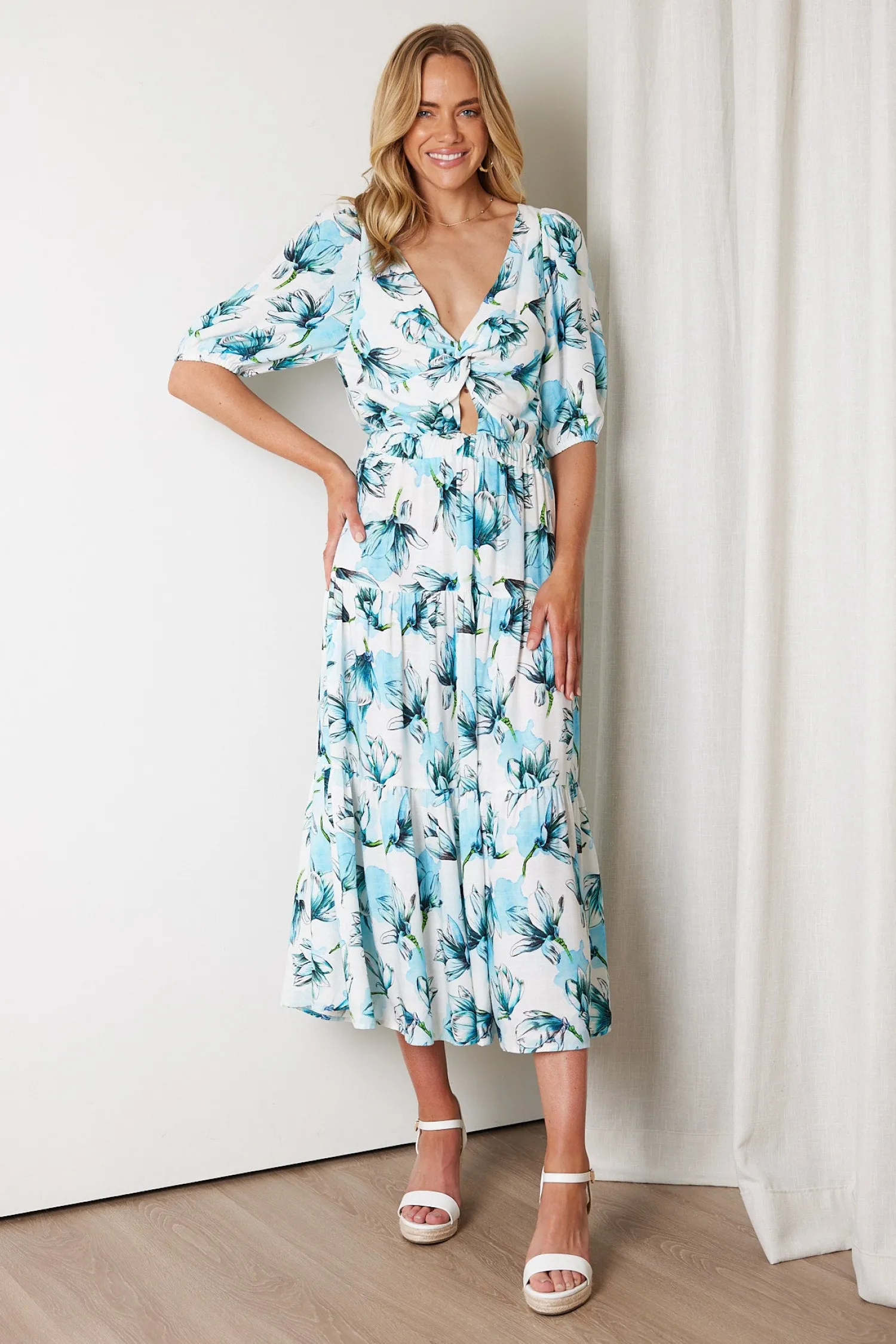 Ashlan Dress - Blue Floral Floral Dresses|Cut Out Dresses
