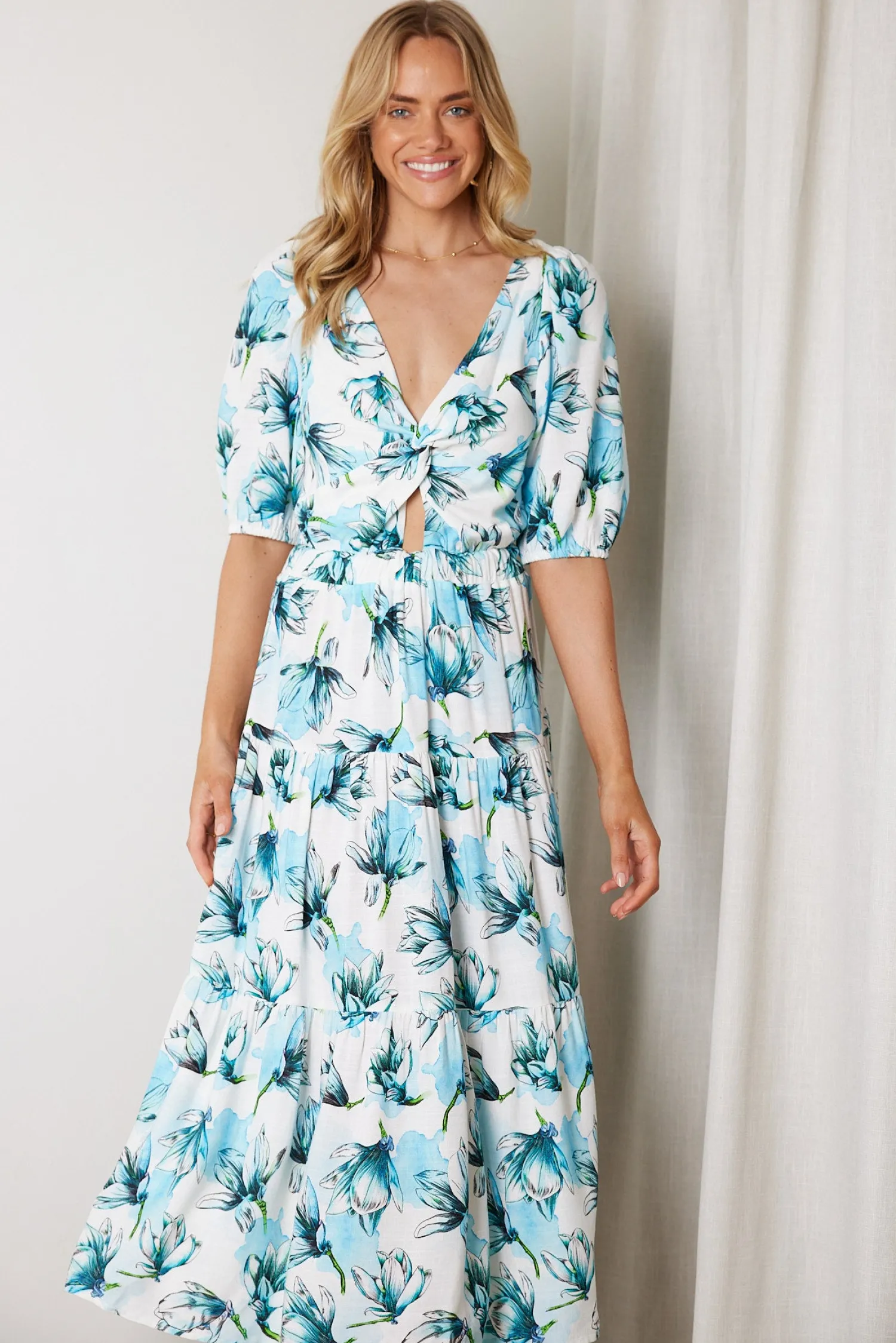 Ashlan Dress - Blue Floral Floral Dresses|Cut Out Dresses