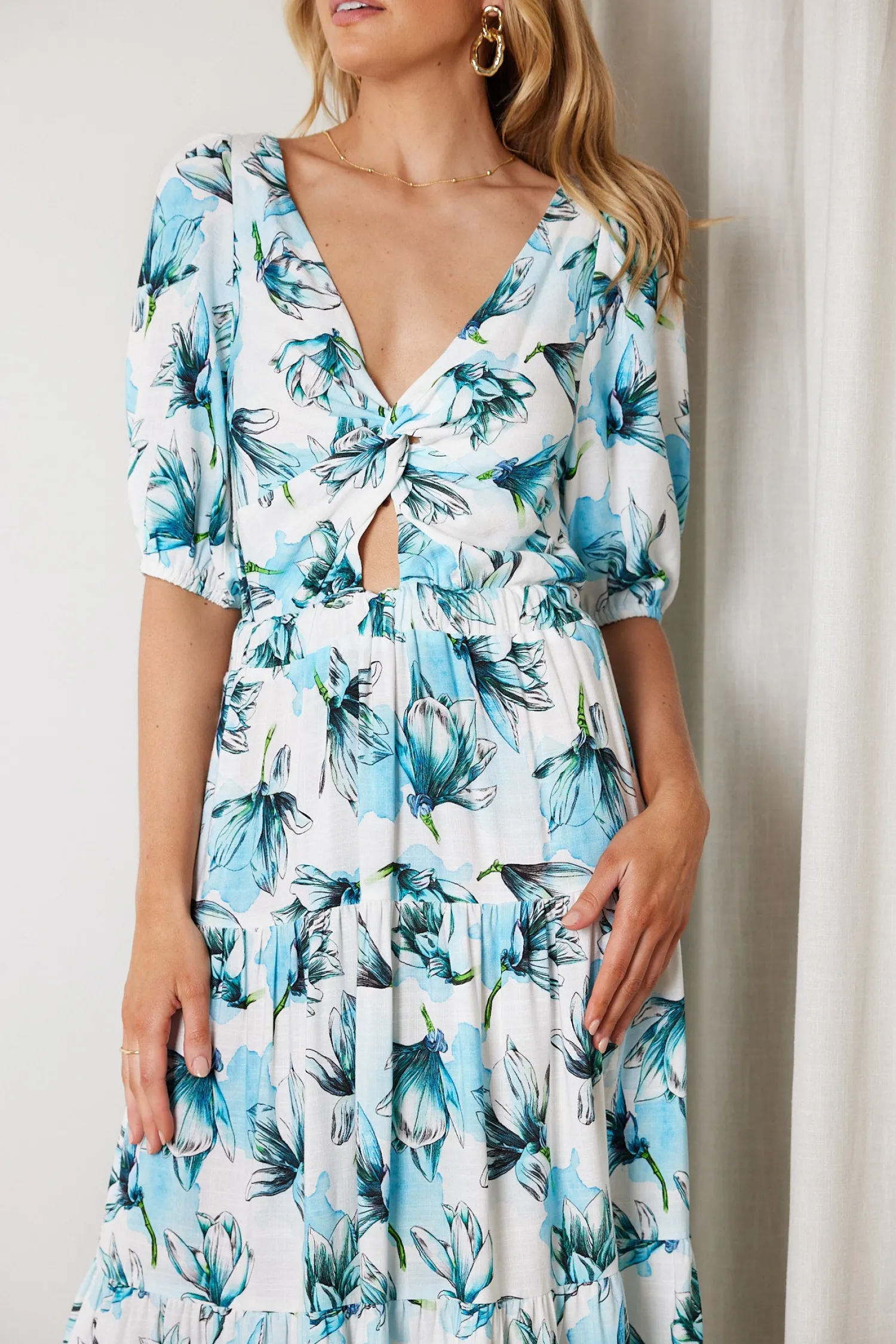 Ashlan Dress - Blue Floral Floral Dresses|Cut Out Dresses