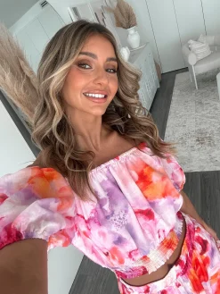 Hot Avelisse Top - Pink Print Crop Tops|Crop Tops