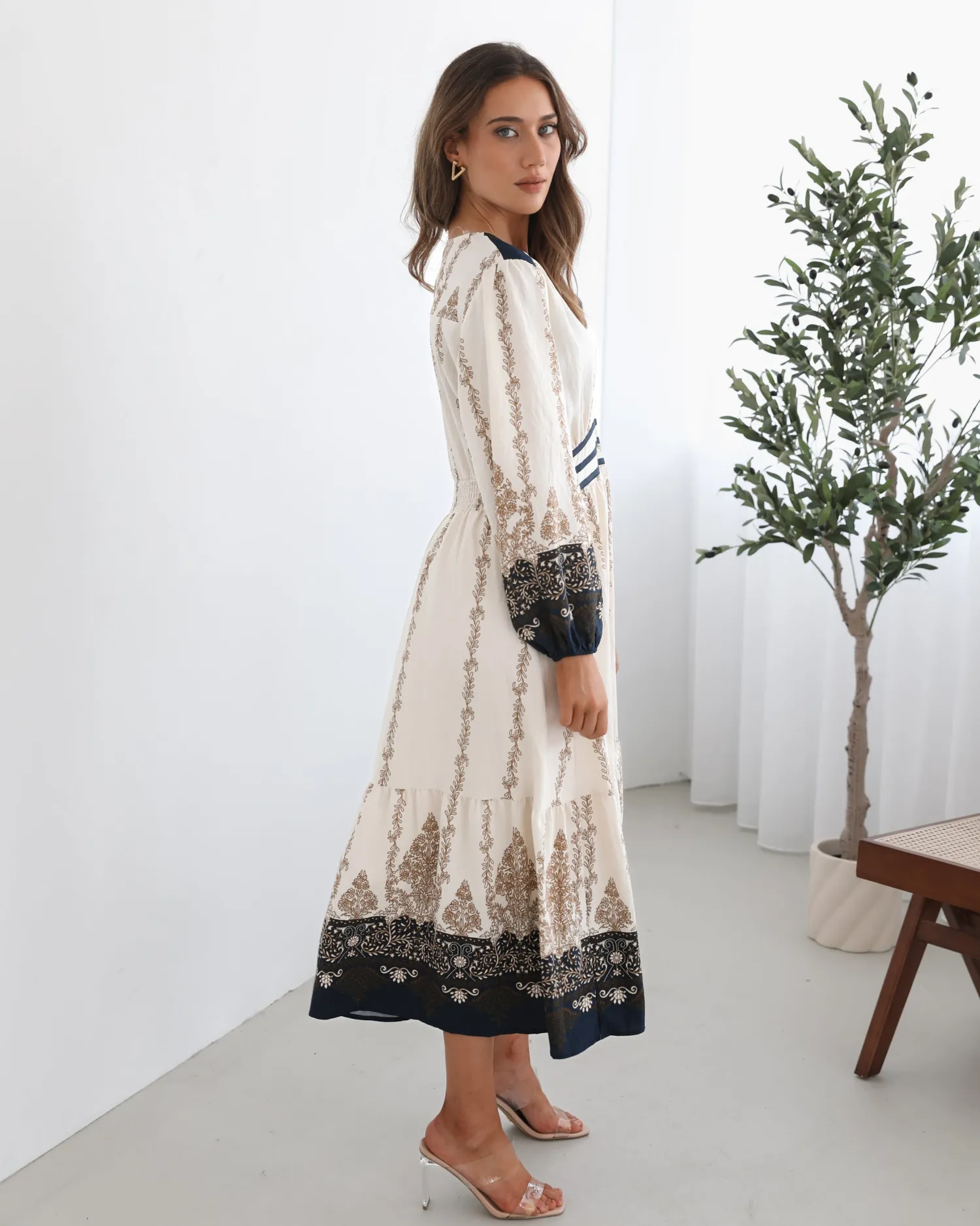 Hot Braelynn Dress - White Print Long Sleeve Dresses|Curve Dresses