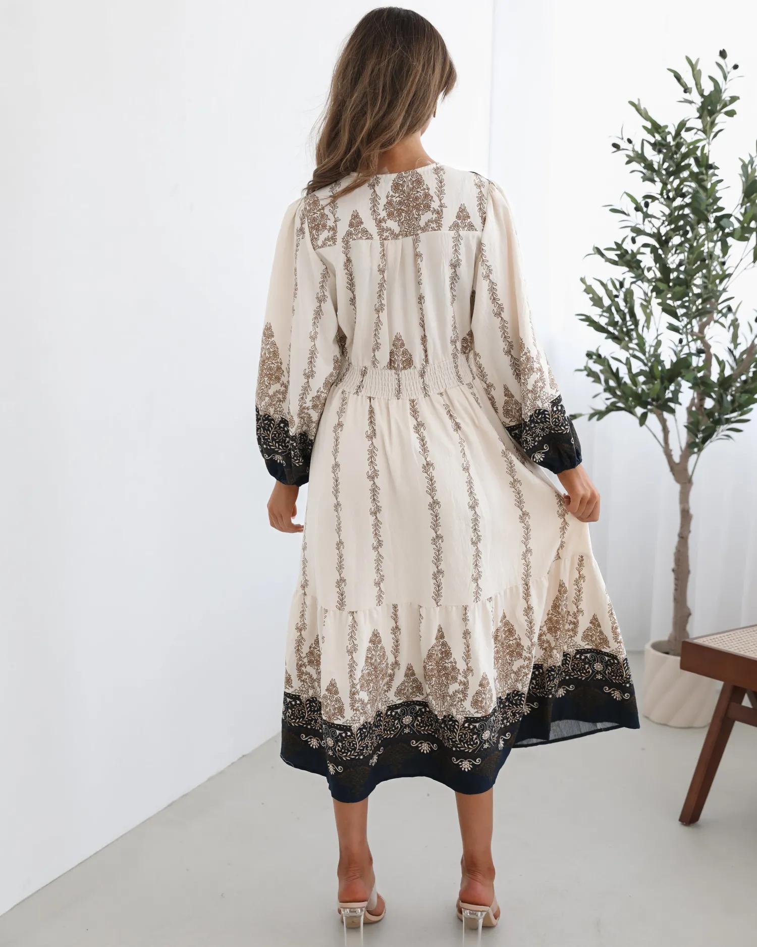 Hot Braelynn Dress - White Print Long Sleeve Dresses|Curve Dresses