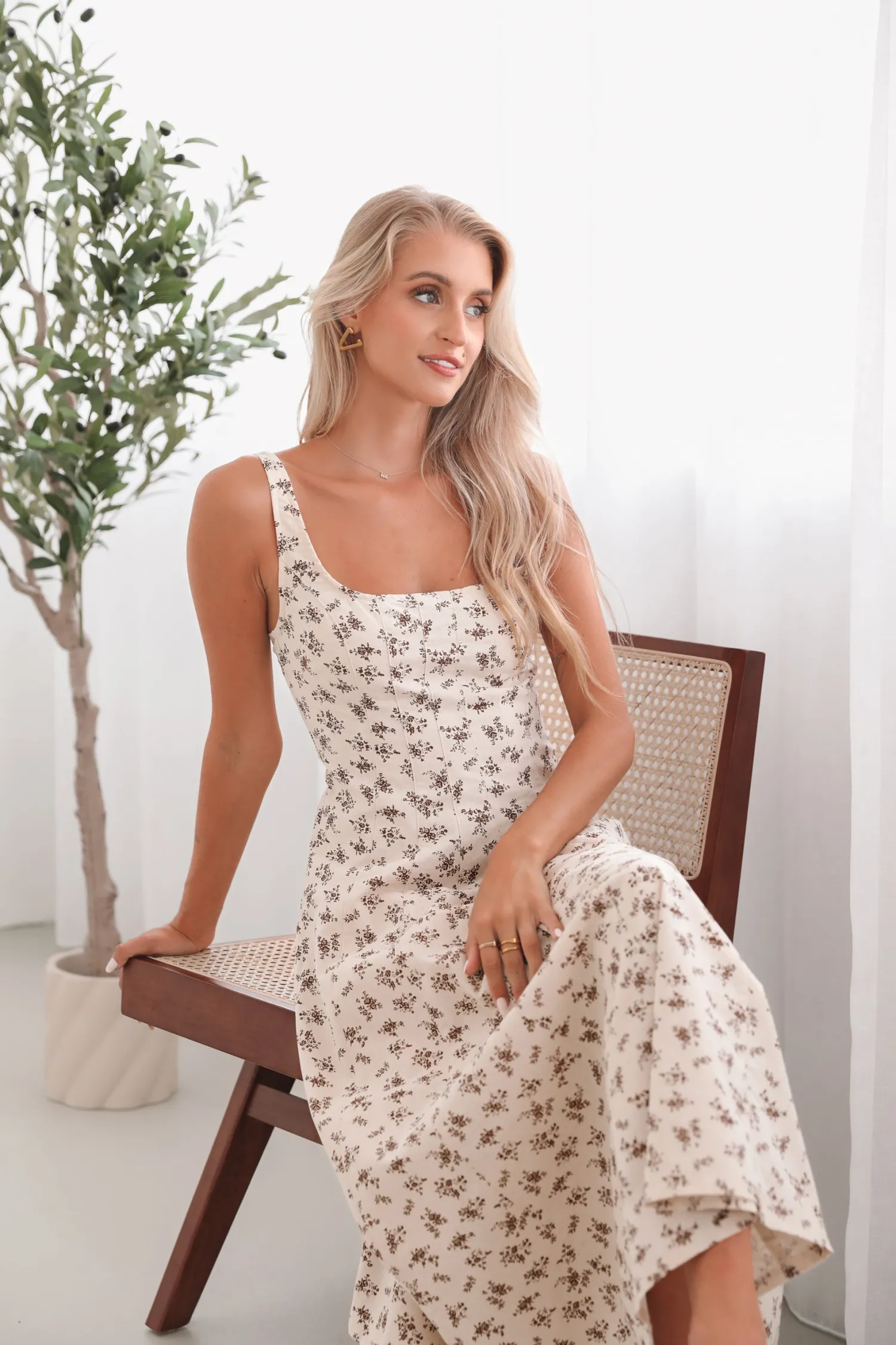 Best Carucci Dress - White Print Floral Dresses|Maternity Dresses