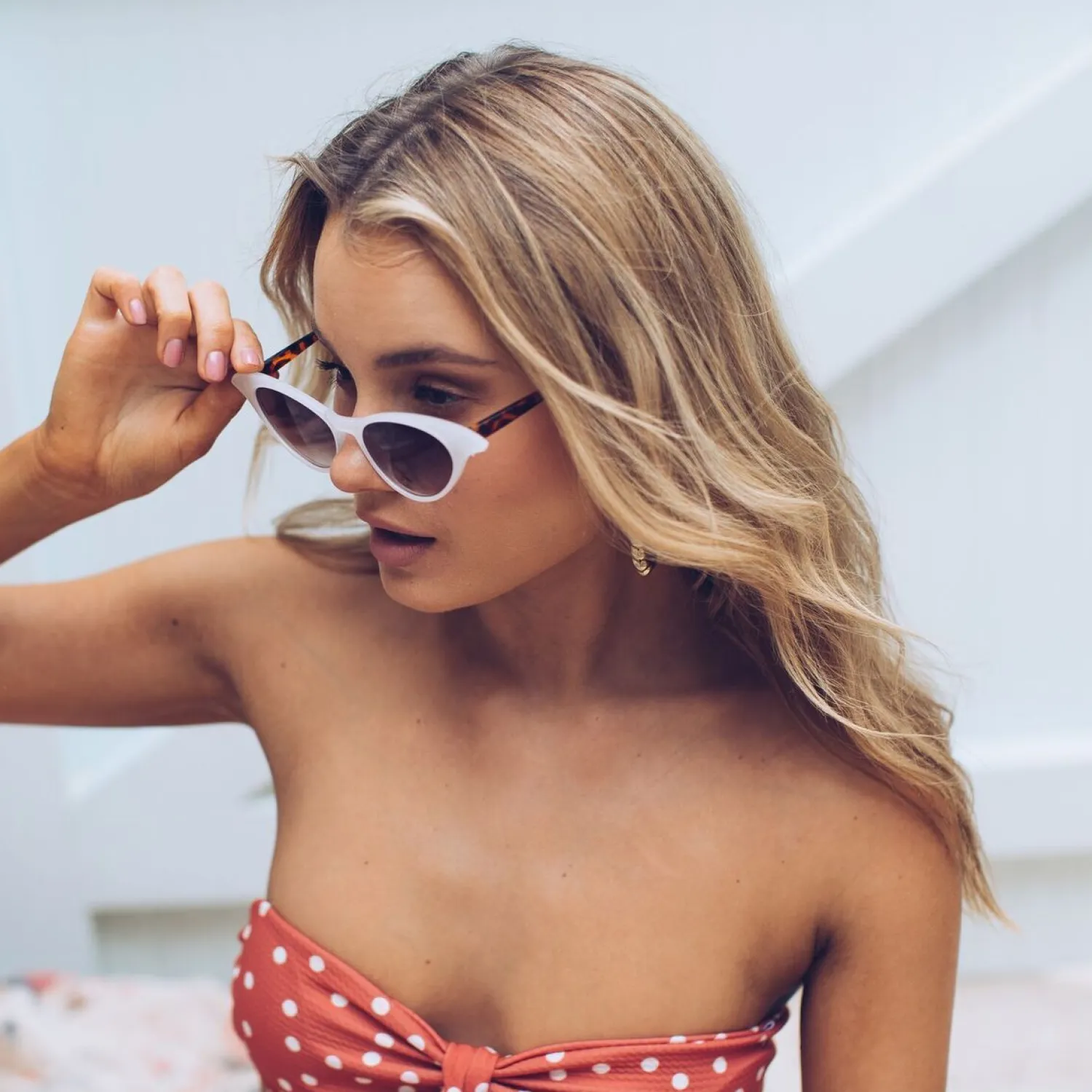 New Chiswick | White Accessories|Sunglasses