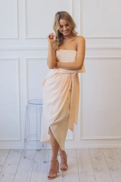 Sale Fleur Strapless Dress - Apricot Strapless Dresses|Curve Dresses