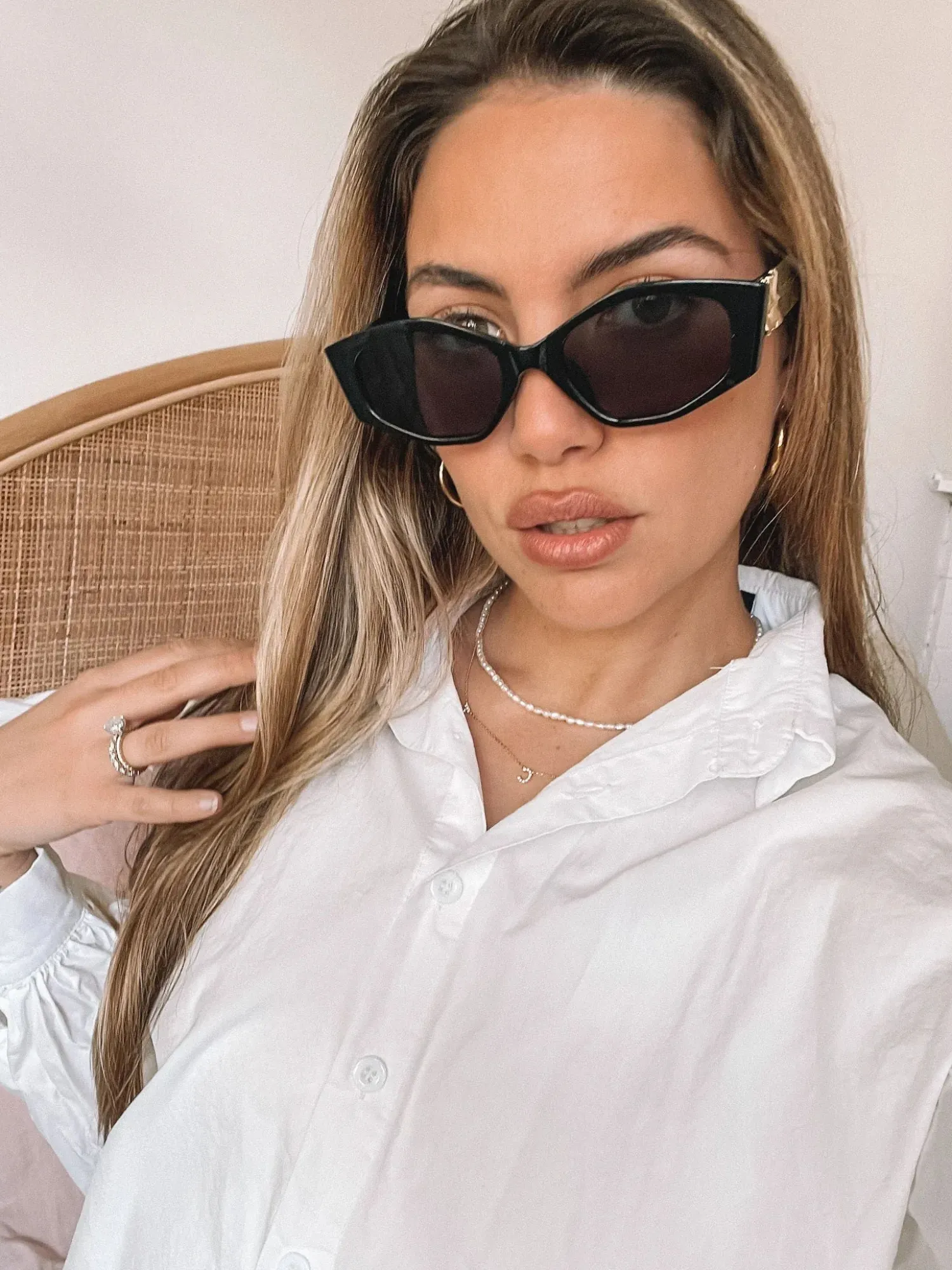 Online Iris | Black Accessories|Sunglasses