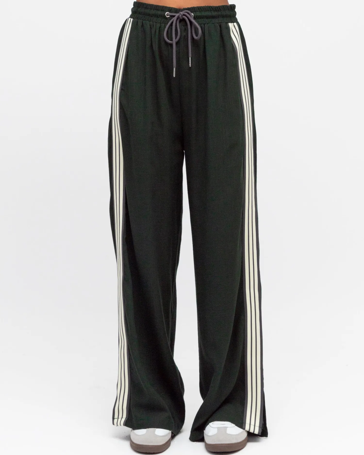 Outlet Iverie Pants - Green Multi Pants|Bottoms