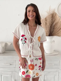 Outlet Paulette Top - White Floral Casual Tops|Crop Tops