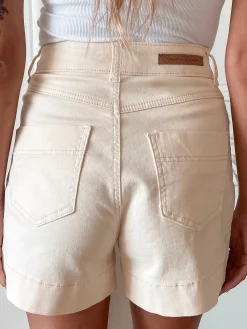 Online Priella Shorts - Cream Shorts|Bottoms