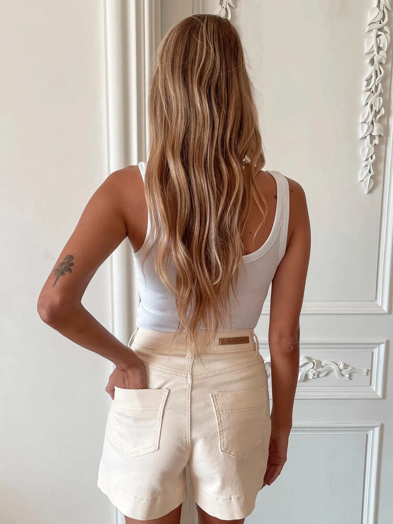 Online Priella Shorts - Cream Shorts|Bottoms