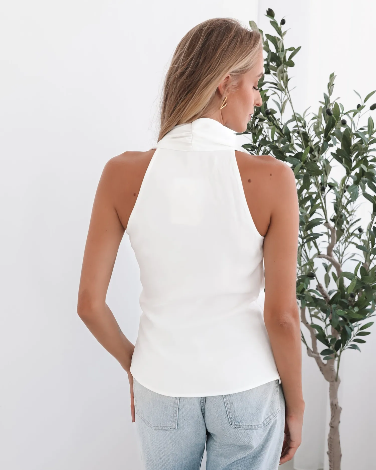 Clearance Vittoria Top - White Tops