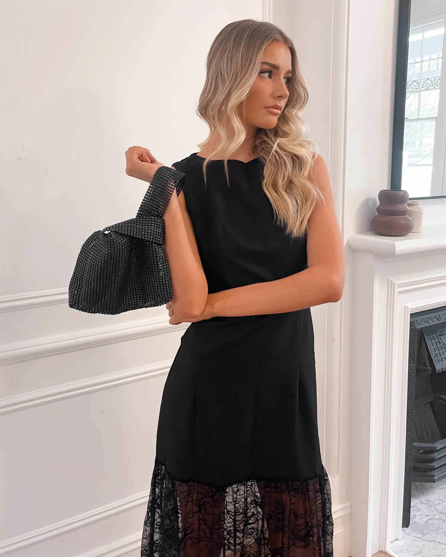 Sale Yelena Wrist Bag - Black Accessories|Bags